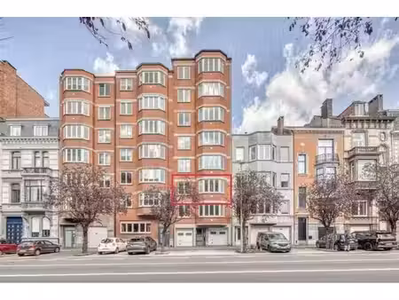 appartement à louer à avenue emile digneffe 21 liège (vbe81076)