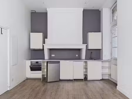 bordeaux saint-michel t2 de 40 m2 dans un immeuble en pier