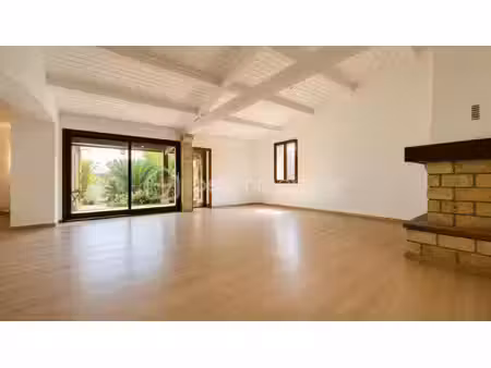 vence – la sine | maison familiale 253 m² – 4 chambres – terrain plat 4 000 m²
