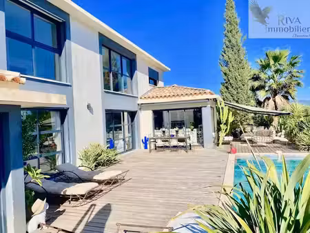 vente villa 6 pièces 70 m² à saint-cyr-sur-mer (83270)  1 449 000 €
