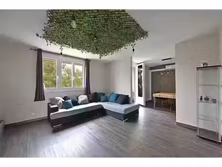vente appartement 4 pièces 95.23 m² à vauvert (30600)  200 000 €
