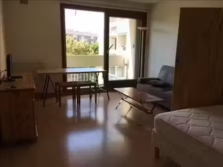 location meublée appartement 2 pièces 34 m² à toulouse (31000)  645 €