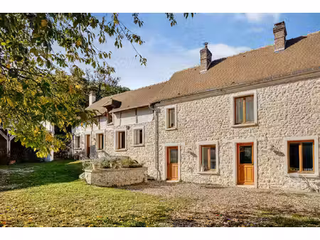 maison de campagne contemporaine à l'essence architecturale