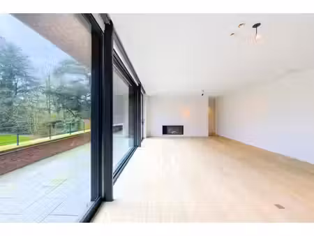 uccle - superbe penthouse corbiau de 225m² 3ch/3sdb
