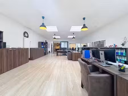 bureau à vendre à saint-gilles pour € 670.000