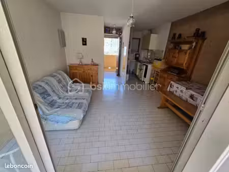 studio 1 pièce 24 m²