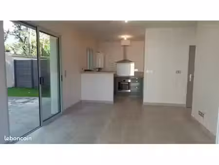 appartement 2 pièces 48 m2 rez-de-chaussée
