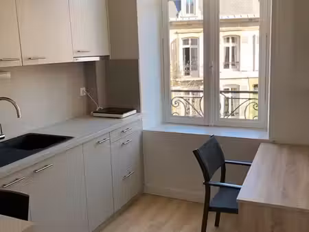 studio meublé