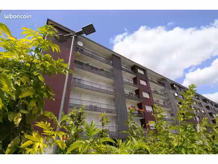 appartement 3 pièces de 65 m² à audincourt