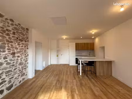 appartement t3 refait à neuf