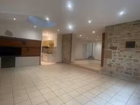 maison de bourg de caractère – égliseneuve-près-billom
