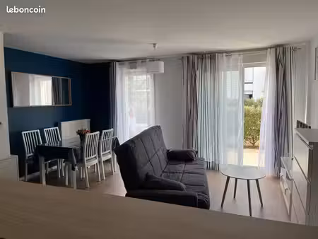 location 2 pieces a aytré la rochelle