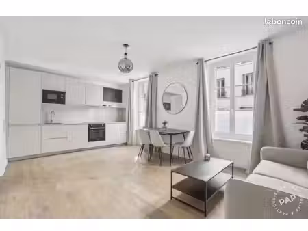 appartement moderne et meublé dans le 17e