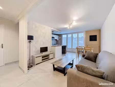 appartement 3 pièces 63 m²