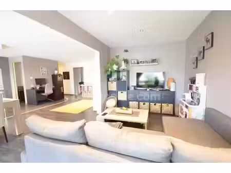 vente appartement 4 pièces 93 m² à cournon-d'auvergne (63800)  190 000 €