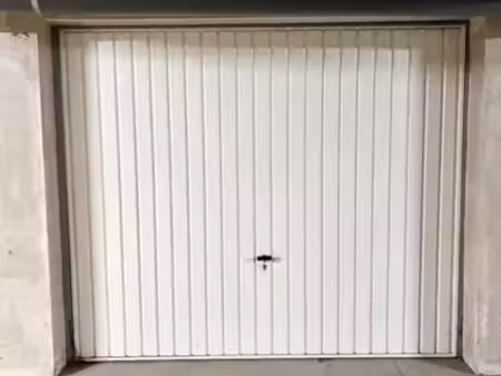 grand garage double - électricité - résidence sécurisée gertwiller