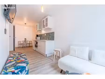 t2 meublé 30 m² - metz vieille ville (électricité comprise)
