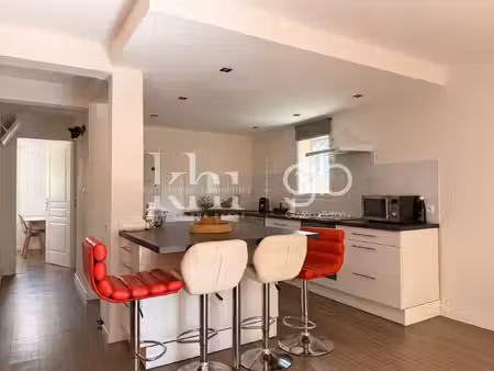 appartement t3 traversant de 75 m2 à montpellier - 2 balcons