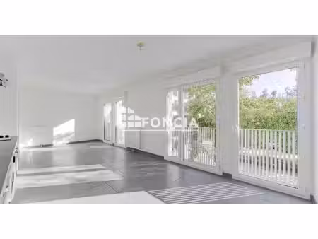 appartement t4 et stationnement– tours nord