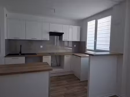 trappes centre – appartement t5 rénové avec balcon – proche gare