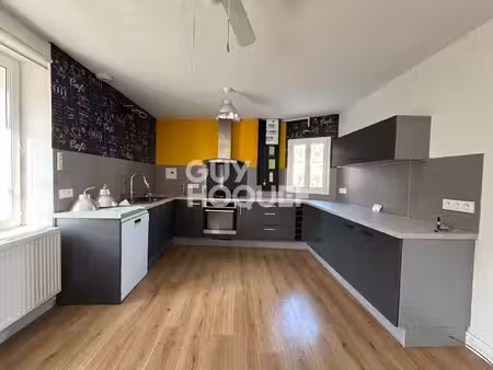 maison t5 avec exterieur.