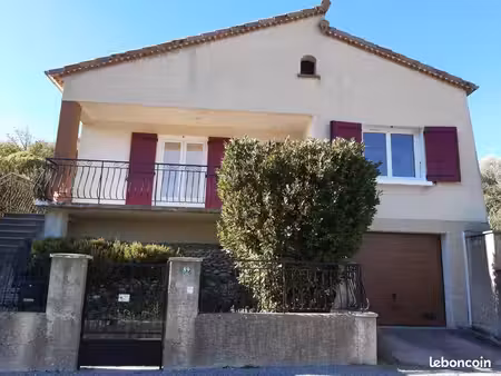 villa 3 pièces 70 m²