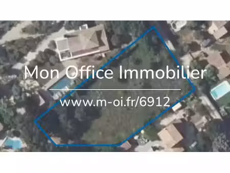 référence : 6912-mco. - exclusivité terrain plat viabilisé d'une surface de 2000m2 possibi