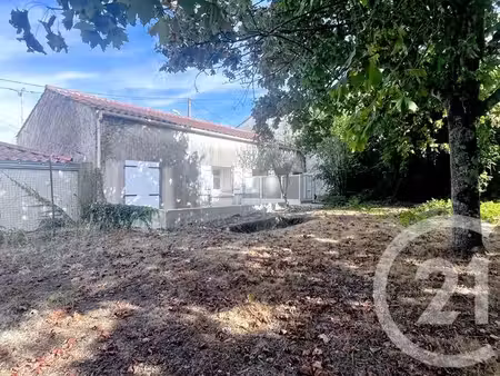 maison à vendre - 4 pièces - 74 44 m2 - le fenouiller - 85 - pays-de-loire