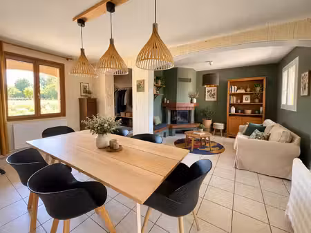 pompignac maison familiale de 5 chambres sur 6625 m2 de te