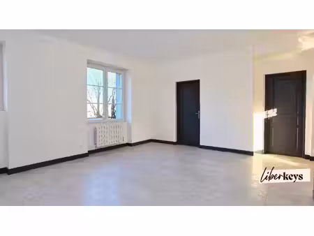 beaugency (45190) – appartement loué avec cour privative et cave