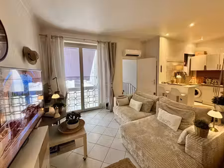 en plein coeur de la banane appartement 2 pièces