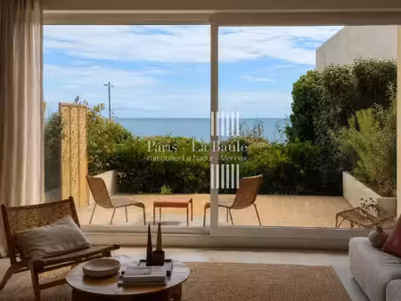 appartement de 4 pièces face à la mer  entièrement rénové