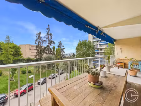3 pieces meuble avec parking - 51 corniche fleurie - nice ouest