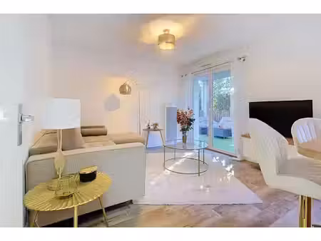 a louer en exclusivite - roquebrune sur argens t2 meuble de 43m2 environ