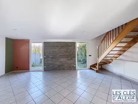 laissez-vous séduire par cette charmante maison familiale  lumineuse et parfaitement entre