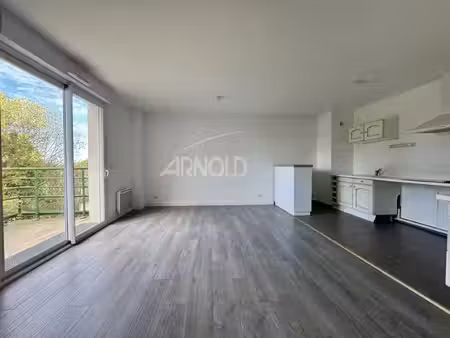couëron centre - appartement t3 64 m2 avec balcon