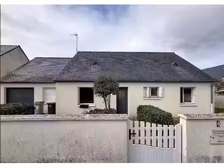 location maison 4 pièces  85.00m²  angers