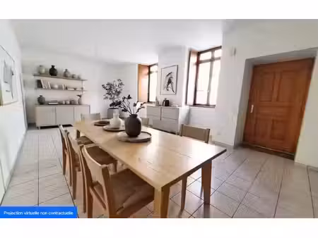 centre ville - appartement en rez-de-chaussée 3 pièces - 92 m²