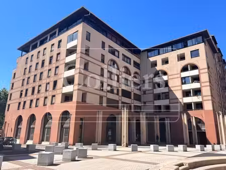 location bureaux 1376m²