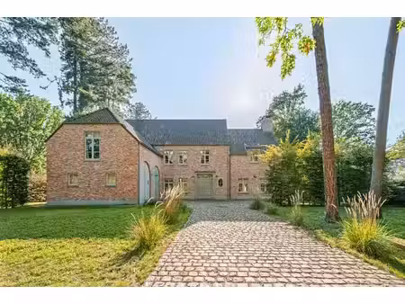 villa exclusive dans le style de maison de campagne anglais