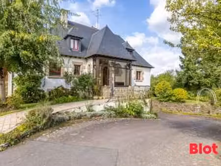 vente maison à fougères (35300) : à vendre / 254m² fougères