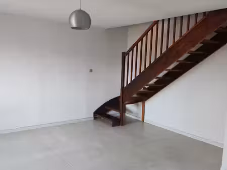 t3 duplex 56m2 rénové  quartier palais carcassonne