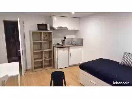 studio 1 pièce 19 m²