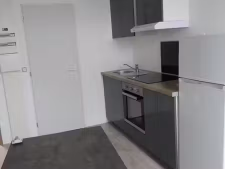 f3 meublé 550/mois