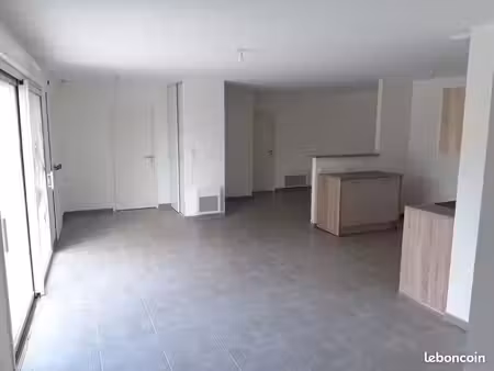 a louer maison plein pied saint crespin sur moine