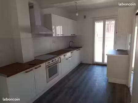location maison de village f4 peyrestortes