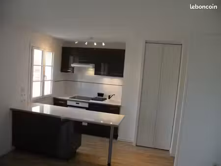 appartement t2 45m2 avec balcon et parking – cognac