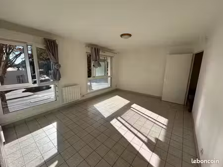 appartement t2- bvd jules verne