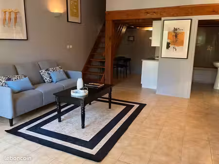 appartement à louer roujan