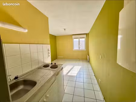 studio 1 pièce 18 m²